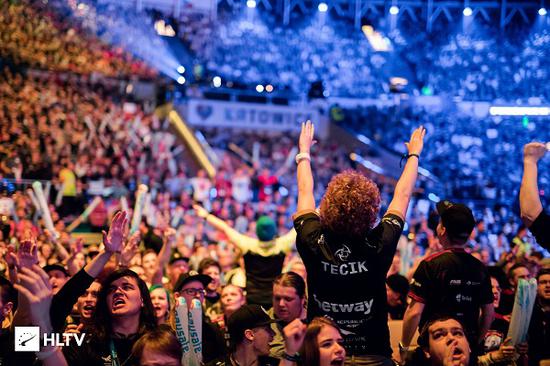 T1战队成功晋级英雄联盟S15四强